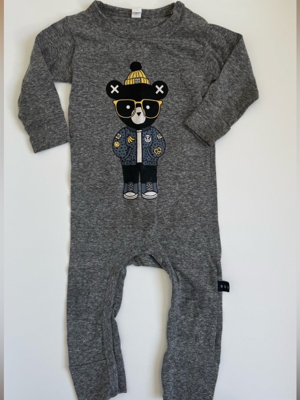Huxbaby Gray Bear Graphic Footie with Yellow Accents
